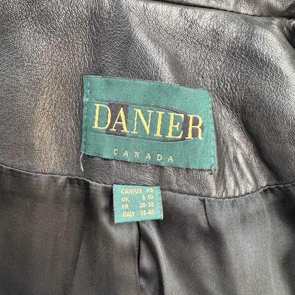 Vintage Danier coat - Picture 2 of 6
